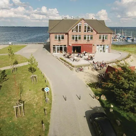2 Bedroom Beautiful In